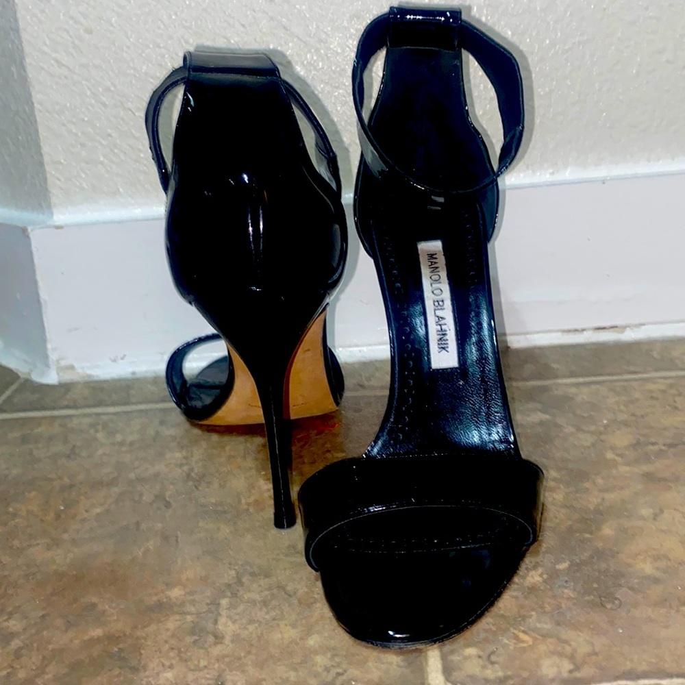 MANOLO BLANIK STILETTO, SIZE 38.5
